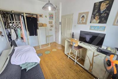 Casă cu 6 camere cu Teren 327 Mp în Central - 1
