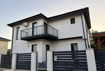 Casă cu 4 camere în Joița