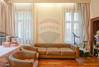 Apartament cu 3 camere decomandat, mobilat în Centrul Istoric - 5