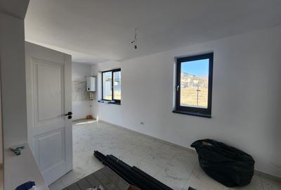 Duplex cu 4 camere cu Canalizare în Galata - 17