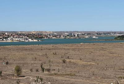 Teren de 500 mp, în Palazu Mare