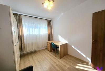 Apartament cu 3 camere decomandat, mobilat în Piața Cluj - 9