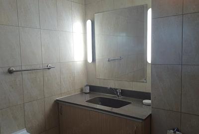 Garsonieră decomandată în Central - 4