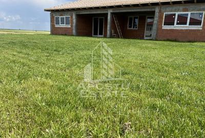 Duplex cu 4 camere cu Canalizare în Cornești - 11