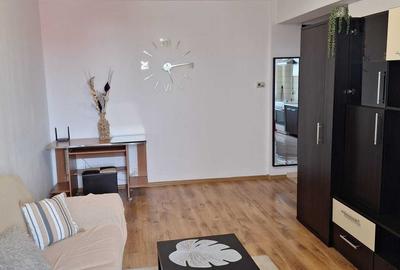 Apartament cu 2 camere decomandat în Apărătorii Patriei - 6