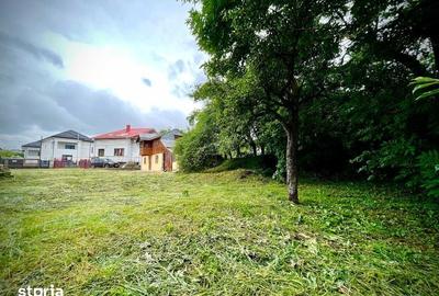 Teren de 844 mp, în Central - 2