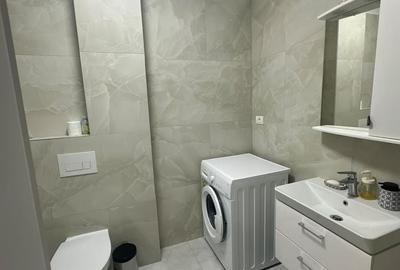 Apartament cu 2 camere semidecomandat în Torontalului