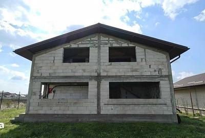 Casă cu 4 camere cu Teren 190 Mp în Clinceni