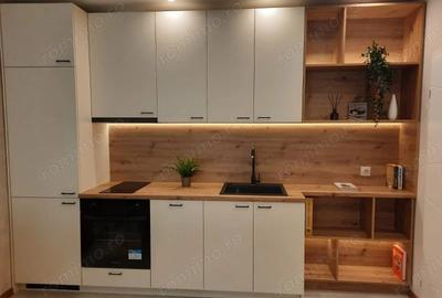 Apartament cu 3 camere decomandat în Olimpia-Stadion