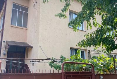 Casă cu Teren 160 Mp în Central