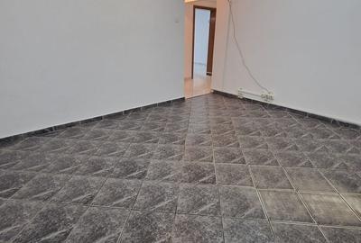 Spațiu comercial, de 60 mp, în Sebastian