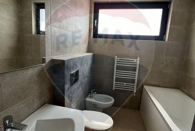 Casă cu 5 camere cu Teren 450 Mp în Nord - 11