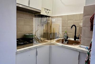 Apartament cu 4 camere decomandat în Circumvalațiunii