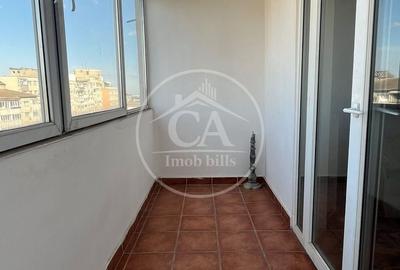 Apartament cu 3 camere decomandat în Dacia