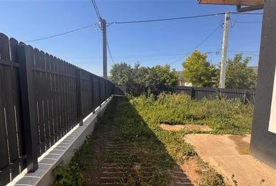 Casă individuală cu 2 camere cu Canalizare în Dorobanț - 16