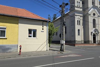 Casă individuală cu 2 camere cu Canalizare în Semicentral