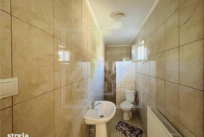 Casă cu 4 camere cu Teren 626 Mp în Central