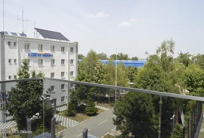 Apartament cu 3 camere decomandat, mobilat în Nord - 26