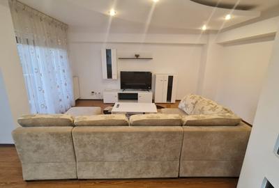 Apartament cu 2 camere decomandat, mobilat în Decebal