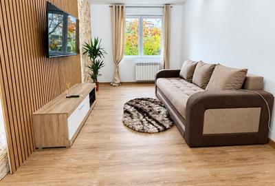 Apartament cu 3 camere în Apărătorii Patriei