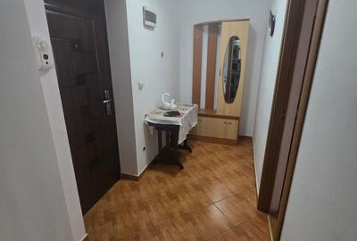 Apartament cu 2 camere decomandat în Republicii - 5
