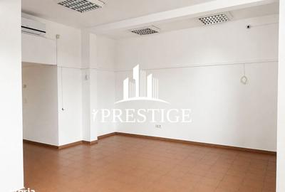 Spațiu comercial, de 100 mp, în Valea Aurie