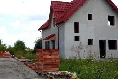 Teren Construcții intravilan de 275 mp, în Sud - 1