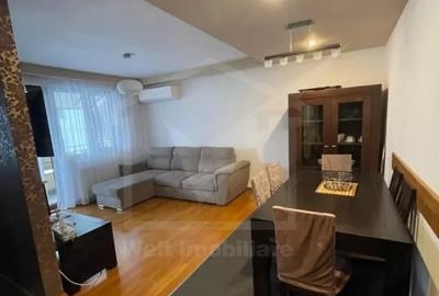 Apartament cu 3 camere decomandat în Andrei Mureșanu