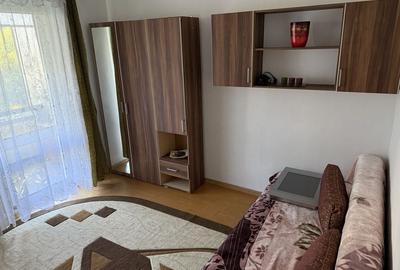 Apartament cu 3 camere în Tudor Vladimirescu