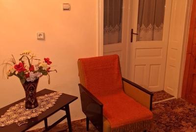 Casă cu 4 camere cu Teren 1440 Mp în Central - 6