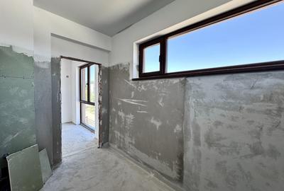 Duplex cu 4 camere cu Canalizare în Domnești - 3