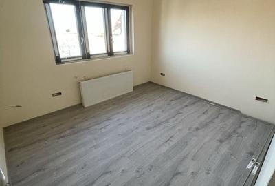 Casă cu 4 camere în Moșnița Nouă - 6