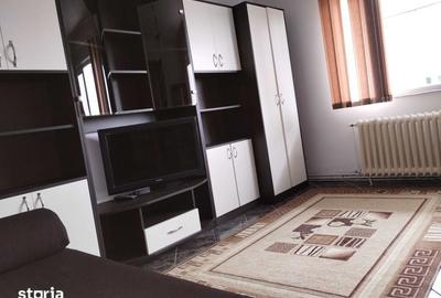 Apartament cu 2 camere decomandat în Cetății