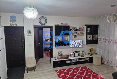 Apartament cu 3 camere semidecomandat în Valea Lupului