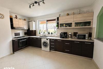 Casă cu 4 camere cu Teren 235 Mp în Iosia - 16