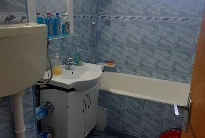 Apartament cu 2 camere decomandat în Drumul Taberei