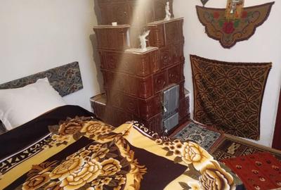 Casă cu 6 camere cu Teren 940 Mp în Păuleasca - 4