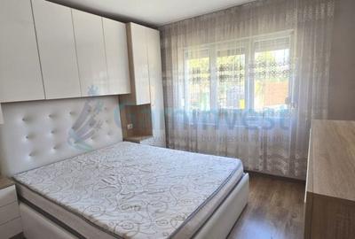 Apartament cu 3 camere decomandat în Nufărul