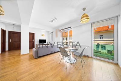 Apartament cu 3 camere semidecomandat, mobilat în Central - 1