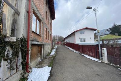 Casă individuală cu 8 camere cu Teren 401 Mp în Central - 4