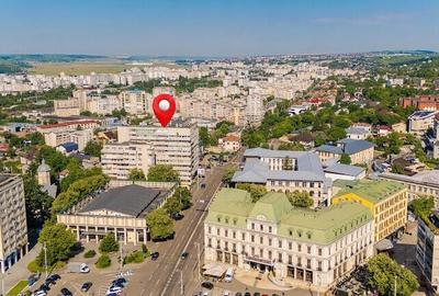 Apartament cu 3 camere decomandat în Central - 1