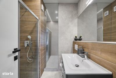 Apartament cu 4 camere, mobilat în Central