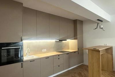 Apartament cu 2 camere decomandat în Pietroasa