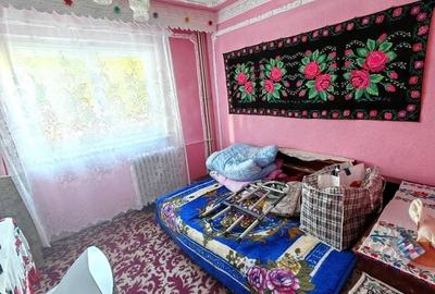 Apartament cu 4 camere decomandat în Central - 3