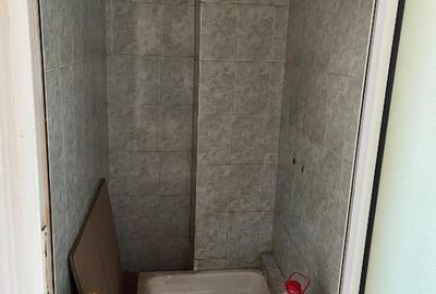 Apartament cu 4 camere decomandat în CET