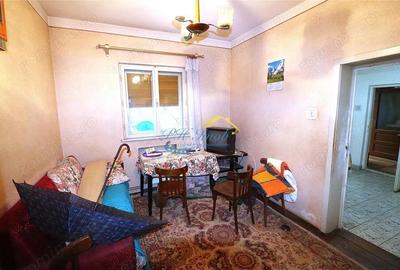 Casă cu Teren 390 Mp în Central - 10