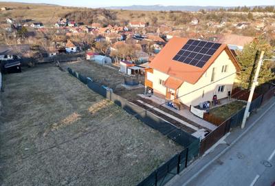 Casă individuală cu 4 camere cu Canalizare în Exterior Nord - 1