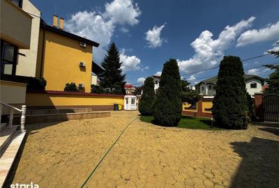 Casă cu Teren 1000 Mp în Central - 2