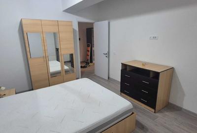 Apartament cu 2 camere decomandat în Energia