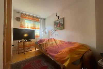 Casă cu 6 camere cu Teren 325 Mp în Remeți